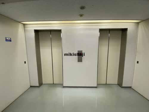 本町南シモジマビル エレベーターホール9