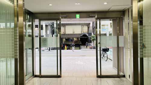 ピカソ堺筋本町ビル エントランス5