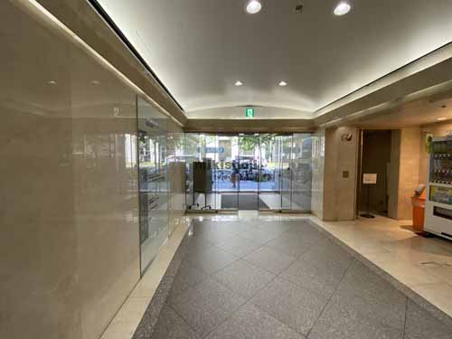 瓦町～久太郎町の野村不動産御堂筋本町ビル エントランス5