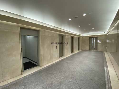 瓦町～久太郎町の野村不動産御堂筋本町ビル エントランス6