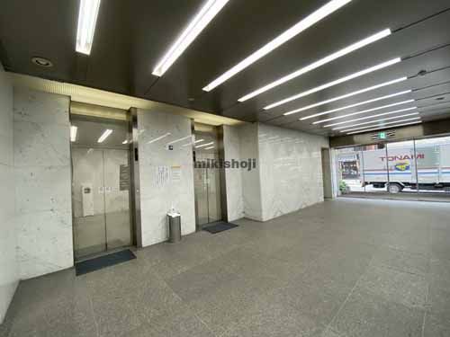 平野町中央ビル エントランス4