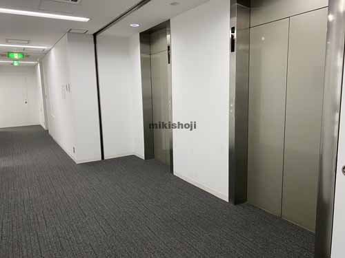 平野町中央ビル エレベーターホール1