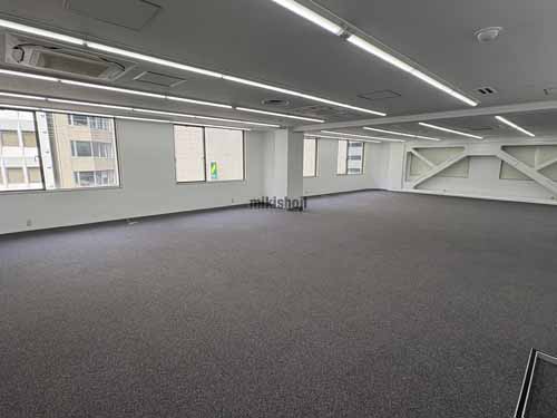 四ツ橋セントラルビル１号館 貸室内1