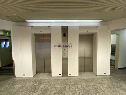 四ツ橋グランドビル エントランス5