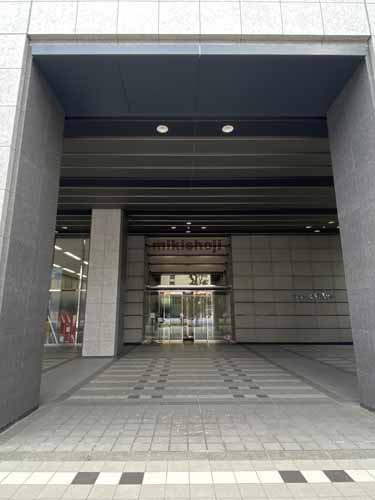 西区他のなにわ筋ＳＩＡビル エントランス2