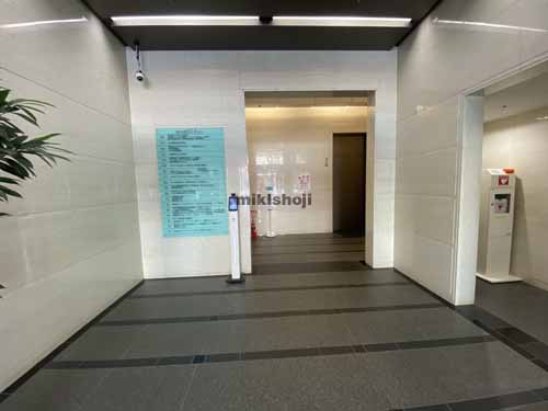 西区他のなにわ筋ＳＩＡビル エントランス6