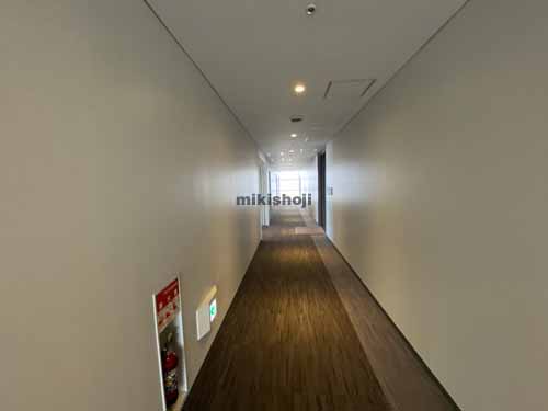 西本町インテス エレベーターホール4