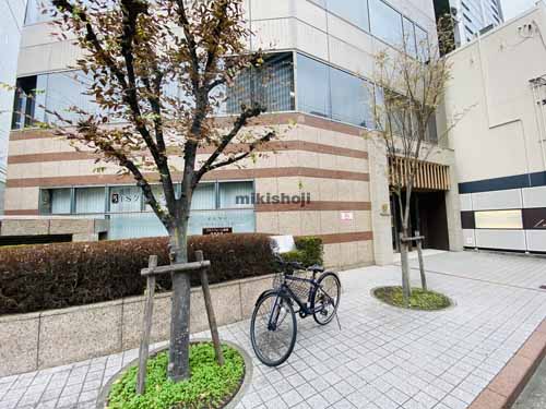 靱イーストビル エントランス5