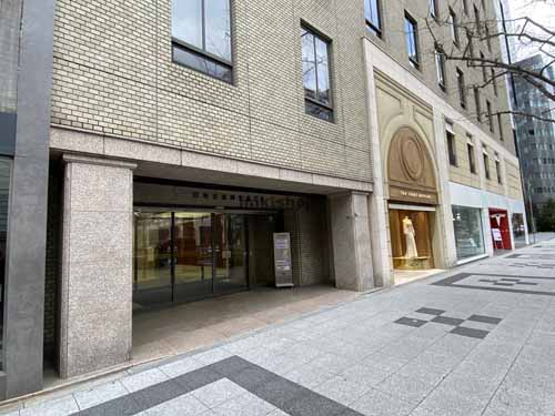 南船場の日本生命御堂筋ビル エントランス4