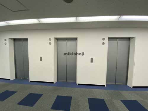 オーク心斎橋ビル エレベーターホール2