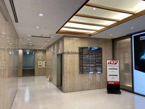 南船場のＯｓａｋａ Ｍｅｔｒｏ心斎橋ビル エントランス1