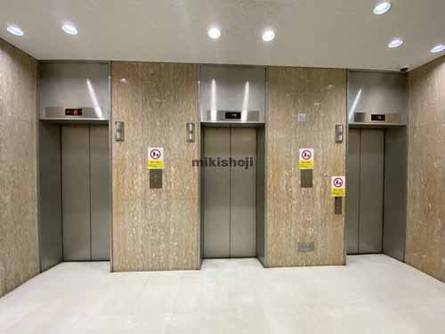 南船場のＯｓａｋａ Ｍｅｔｒｏ心斎橋ビル エントランス6