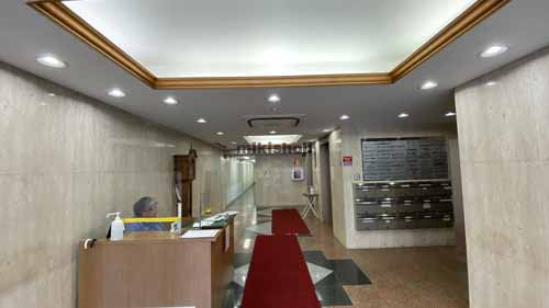 ナンバプラザビル エントランス4