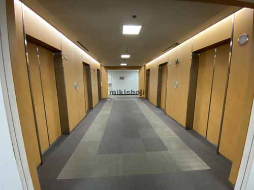 御堂筋グランドビル エレベーターホール5