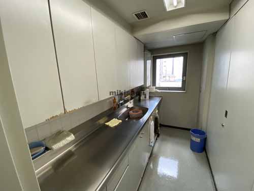 大阪岡本ビル 水回り2