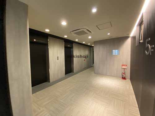 南船場のＭＭＥＥＴＴ エレベーターホール3