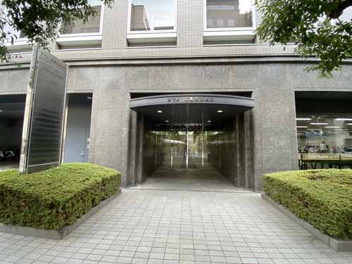 シマノ・住友生命ビル エントランス1