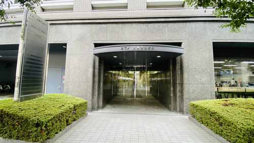 シマノ・住友生命ビル エントランス4