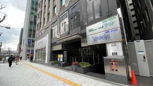 南船場の辰野心斎橋ビル エントランス5