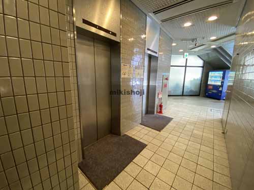 新大阪メイコービル エレベーターホール7