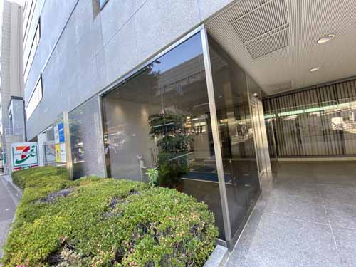 新大阪上野東洋ビル エントランス3