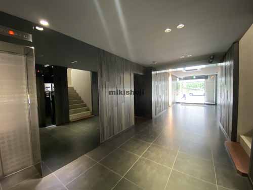 ＥＰＯ　ＳＨＩＮＯＳＡＫＡ　ＢＵＩＬＤＩＮＧ エントランス1