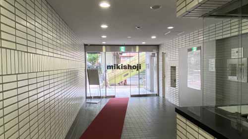 新大阪千代田ビル エントランス2