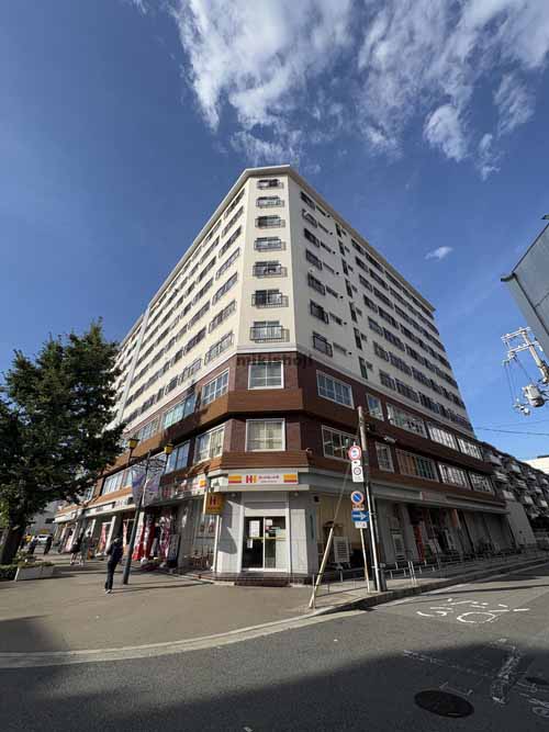 港区の港振興ビル 外観2