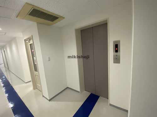 福島の福島ビル エレベーターホール2