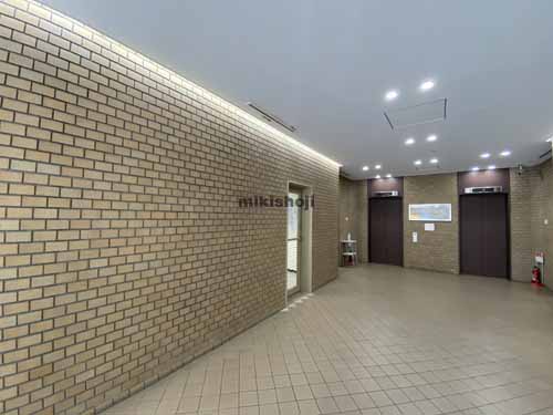 淀川区他の明治安田生命十三ビル エントランス9