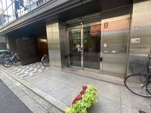 南森町周辺の西天満大治ビル エントランス5