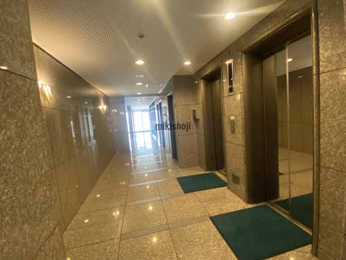 南森町周辺の西天満大治ビル エントランス6