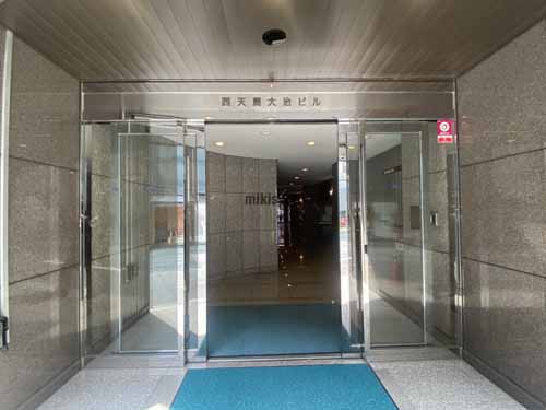 南森町周辺の西天満大治ビル エントランス10