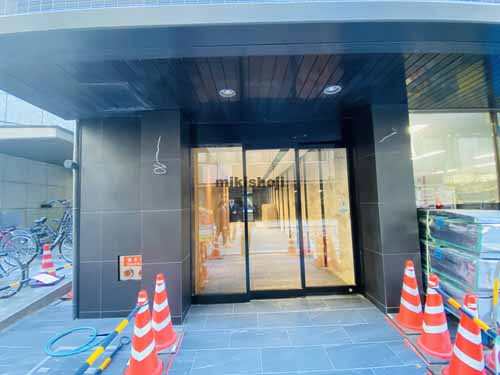 北久宝寺町～博労町の船場エースビル エントランス2