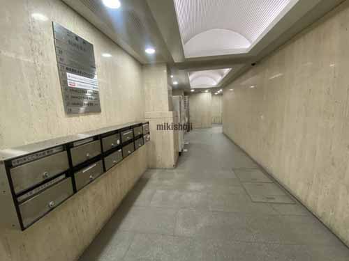 梅田・堂島・中之島のＳＵＲＥ堂島ビル エントランス2