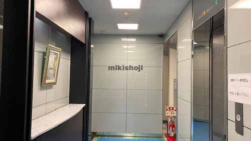 南森町周辺のＡＸＩＳ東梅田ビル エントランス2