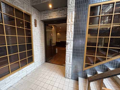 ｅ-ｄｅｓｉｇｎ　ｂｌｄｇ． エントランス3