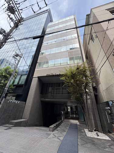 タカクラビル 外観2