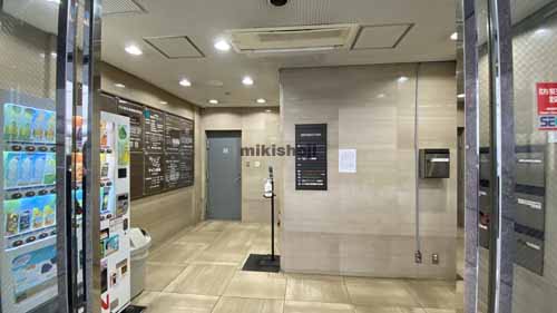 三共日本橋ビル エントランス3