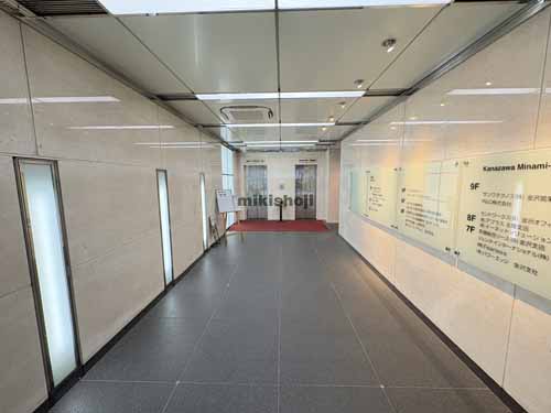 金沢南町ビルディング エントランス1