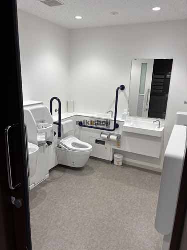 金沢市の金沢フコク生命駅前ビル 水回り3