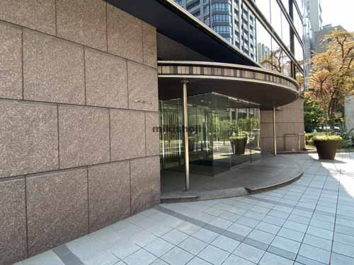 ミラータワービル エントランス1