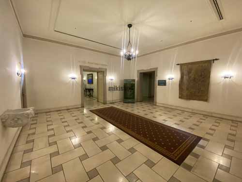 梅田・堂島・中之島のマルイト西梅田ビル エントランス4