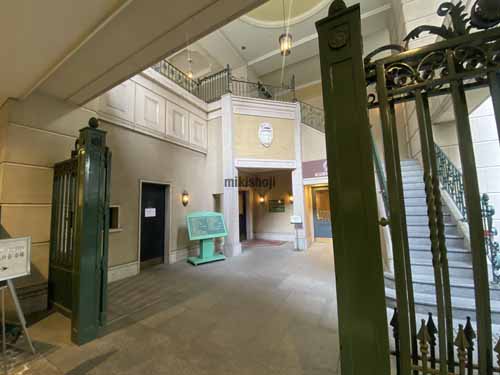 梅田・堂島・中之島のマルイト西梅田ビル エントランス5