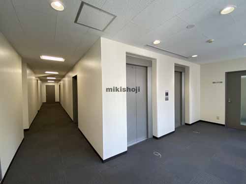 堺筋東野村ビル エレベーターホール1