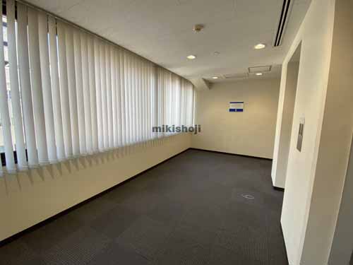 堺筋東野村ビル エレベーターホール2