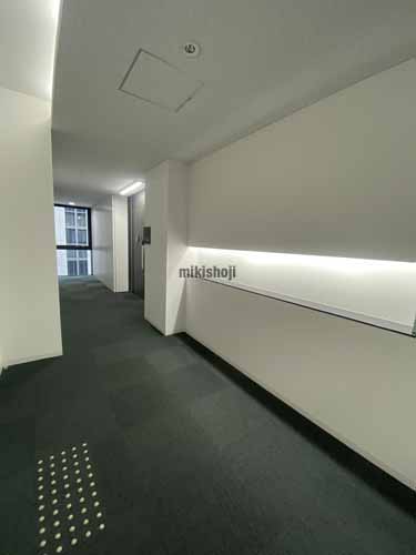 淀屋橋山本ビル エレベーターホール1