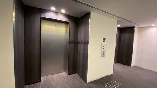 西区他のアステリオ北堀江　ＴＨＥ　ＭＥＴＲＯ　ＴＯＷＥＲ エレベーターホール2