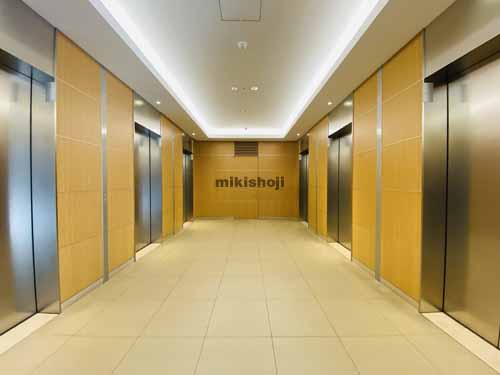 オリックス本町ビル エントランス7