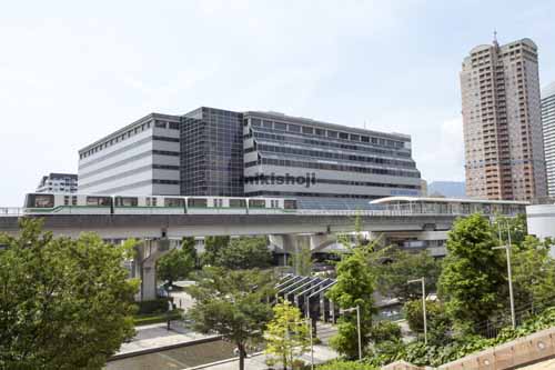 東灘区の神戸ファッションマート 外観2